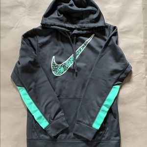 Men’s Nike glow in the dark hoodie size small